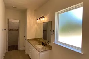 1004 Hennesay Pk, Springtown, TX 76082 - Photo 15