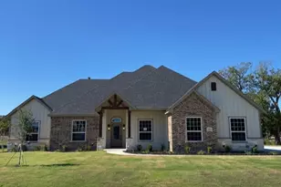 1004 Hennesay Pk, Springtown, TX 76082 - Photo 1