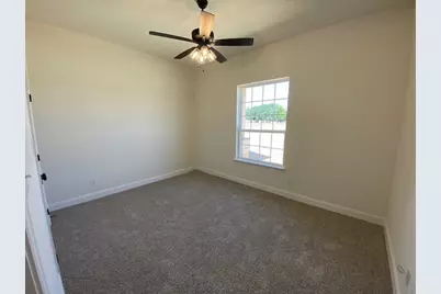 1004 Hennesay Park, Springtown, TX 76082 - Photo 17