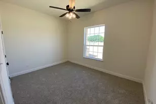 1004 Hennesay Pk, Springtown, TX 76082 - Photo 17