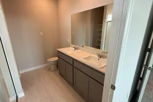 312 Gallant Man Ct, Granbury, TX 76049 - Photo 13