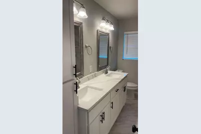 2909 Sarah Jane, Fort Worth, TX 76119 - Photo 7