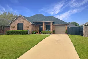 615 Jordan Lane, Waxahachie, TX 75165 - Photo 5