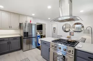 2824 Ryan Ave, Fort Worth, TX 76110 - Photo 5