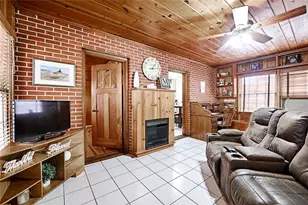 204 S 12th St, Garland, TX 75040 - Photo 13