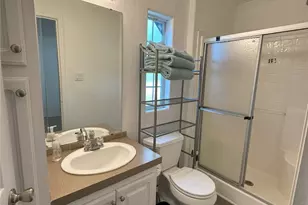 5529 Mesa Cir, Dallas, TX 75235 - Photo 13