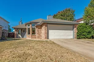 608 Lemons St, Cedar Hill, TX 75104 - Photo 3