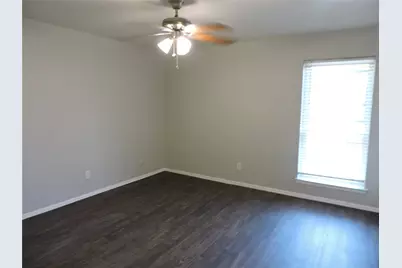 1513 Skyline Drive, River Oaks, TX 76114 - Photo 15