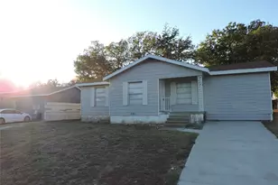 1513 Skyline Dr, River Oaks, TX 76114 - Photo 5