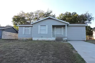 1513 Skyline Dr, River Oaks, TX 76114 - Photo 1