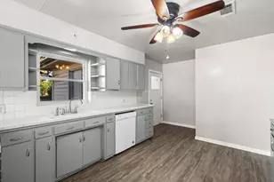 206 E Belknap St, Ennis, TX 75119 - Photo 7