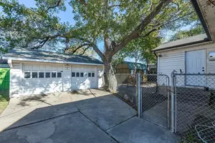 206 E Belknap St, Ennis, TX 75119 - Photo 31