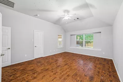 2711 Lake Way Drive, Grand Prairie, TX 75052 - Photo 13