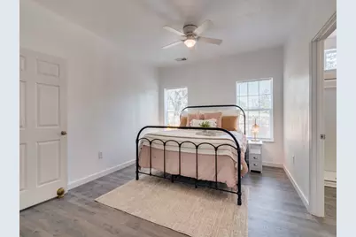 530 Maple Street, Commerce, TX 75428 - Photo 17