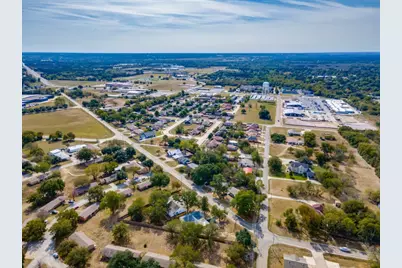 530 Maple Street, Commerce, TX 75428 - Photo 29
