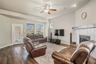 4301 Meadow Hawk Dr, Arlington, TX 76005 - Photo 13