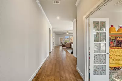 4301 Meadow Hawk Drive, Arlington, TX 76005 - Photo 5