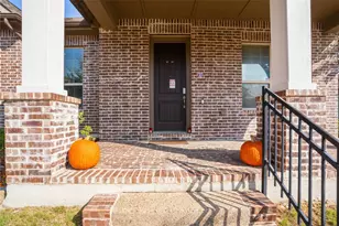 4301 Meadow Hawk Dr, Arlington, TX 76005 - Photo 3