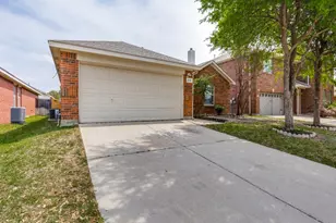 8112 Fleetwing Trail, Fort Worth, TX 76131 - Photo 5