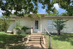 10 Pershing Dr, Denison, TX 75020 - Photo 1