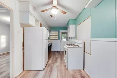 5208 Nadine Drive, Haltom City, TX 76117 - Photo 11