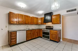 410 Cambria Dr, Coppell, TX 75019 - Photo 11