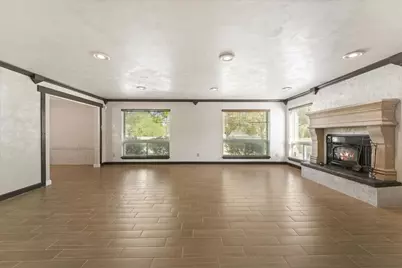 3136 Woodglen Drive, Commerce, TX 75428 - Photo 5