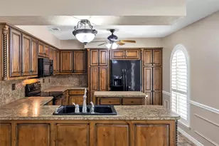 625 Deer Dr, Greenville, TX 75402 - Photo 9