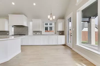 7630 Kiowana Court, Grand Prairie, TX 75054 - Photo 11