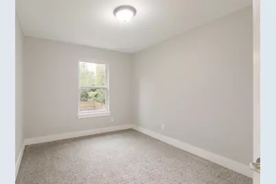 724 W Walker Street, Denison, TX 75020 - Photo 9