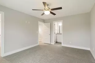 724 W Walker St, Denison, TX 75020 - Photo 7