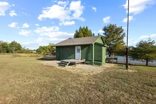 300 County Rd 27100, Honey Grove, TX 75446 - Photo 3