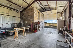 300 County Rd 27100, Honey Grove, TX 75446 - Photo 25