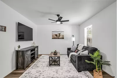 308 S 3rd, Bonham, TX 75418 - Photo 9