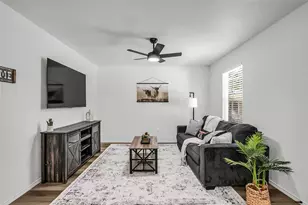 308 S 3rd, Bonham, TX 75418 - Photo 9