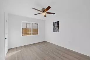 4540 Western Oaks Dr, Dallas, TX 75211 - Photo 11