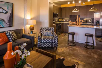 801 W Vickery Boulevard #307, Fort Worth, TX 76104 - Photo 3