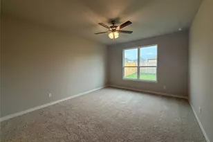 11420 Pallas St, Lorena, TX 76655 - Photo 9