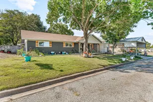 919 S Ave N, Clifton, TX 76634 - Photo 29