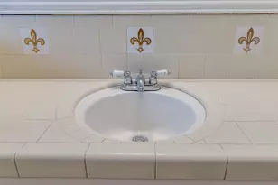 8060 Woodhue Rd, Dallas, TX 75228 - Photo 21