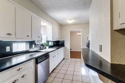 8060 Woodhue Road, Dallas, TX 75228 - Photo 17