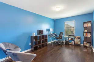 821 Glenndon Dr, Fort Worth, TX 76120 - Photo 9