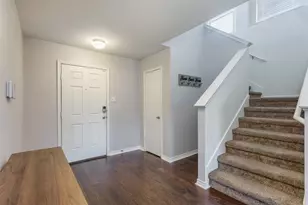 821 Glenndon Dr, Fort Worth, TX 76120 - Photo 13