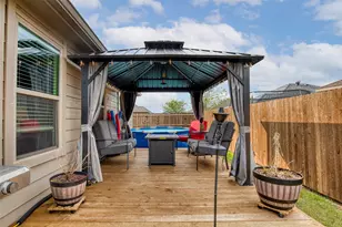 3015 Cliffview Dr, Sanger, TX 76266 - Photo 25