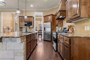 1125 Whispering Oaks, China Spring, TX 76633 - Photo 7