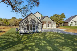 1161 Gonzollas Rd, Springtown, TX 76082 - Photo 3