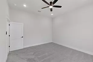 1161 Gonzollas Rd, Springtown, TX 76082 - Photo 29