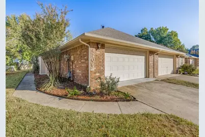 4206 Spring Meadow Lane, Flower Mound, TX 75028 - Photo 11