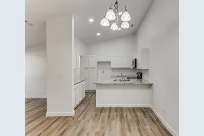 4206 Spring Meadow Lane, Flower Mound, TX 75028 - Photo 9