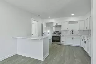 609 E Linda Dr, Garland, TX 75041 - Photo 9